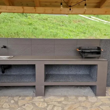 Neo Jezero Bruje Holiday home *