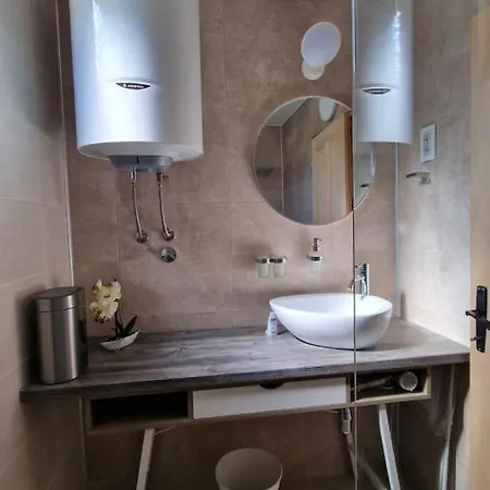 Neo Jezero Bruje Erdevik