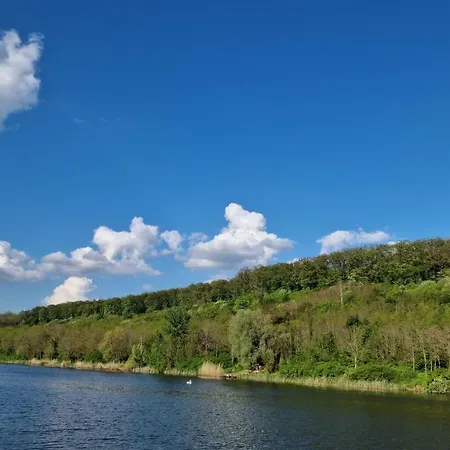 Neo Jezero Bruje בית נופש