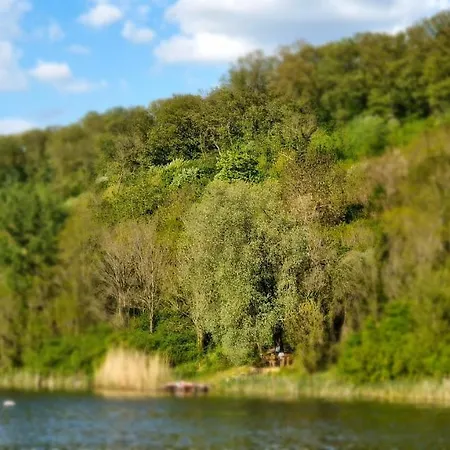 Neo Jezero Bruje בית נופש